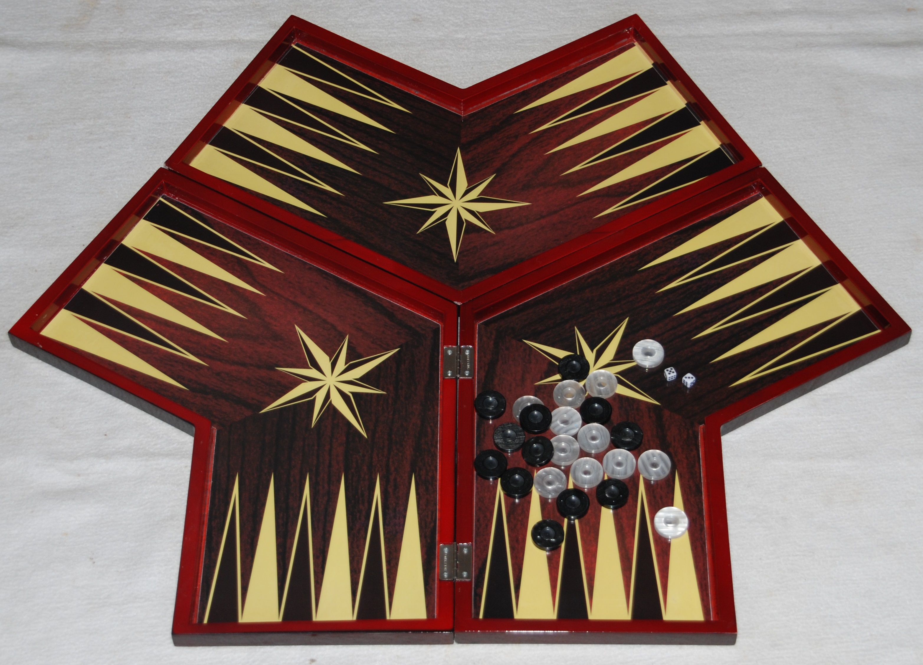 Backgammon for three (3) Players